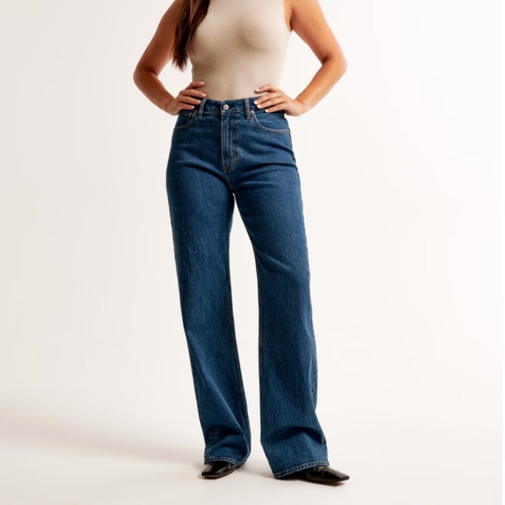 Abercrombie & Fitch Curve Love High Rise 90s Relaxed Jean | Size 29/8R